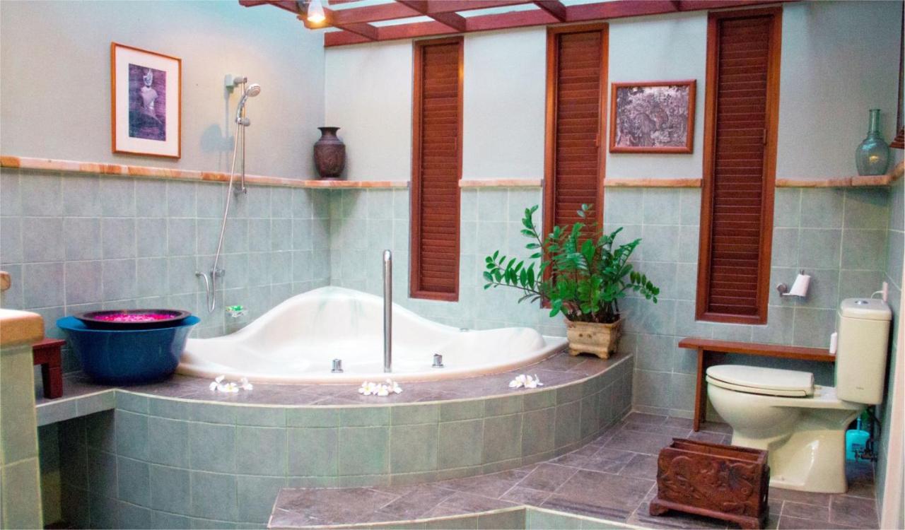 Villa Naga Maya Легиан Экстерьер фото